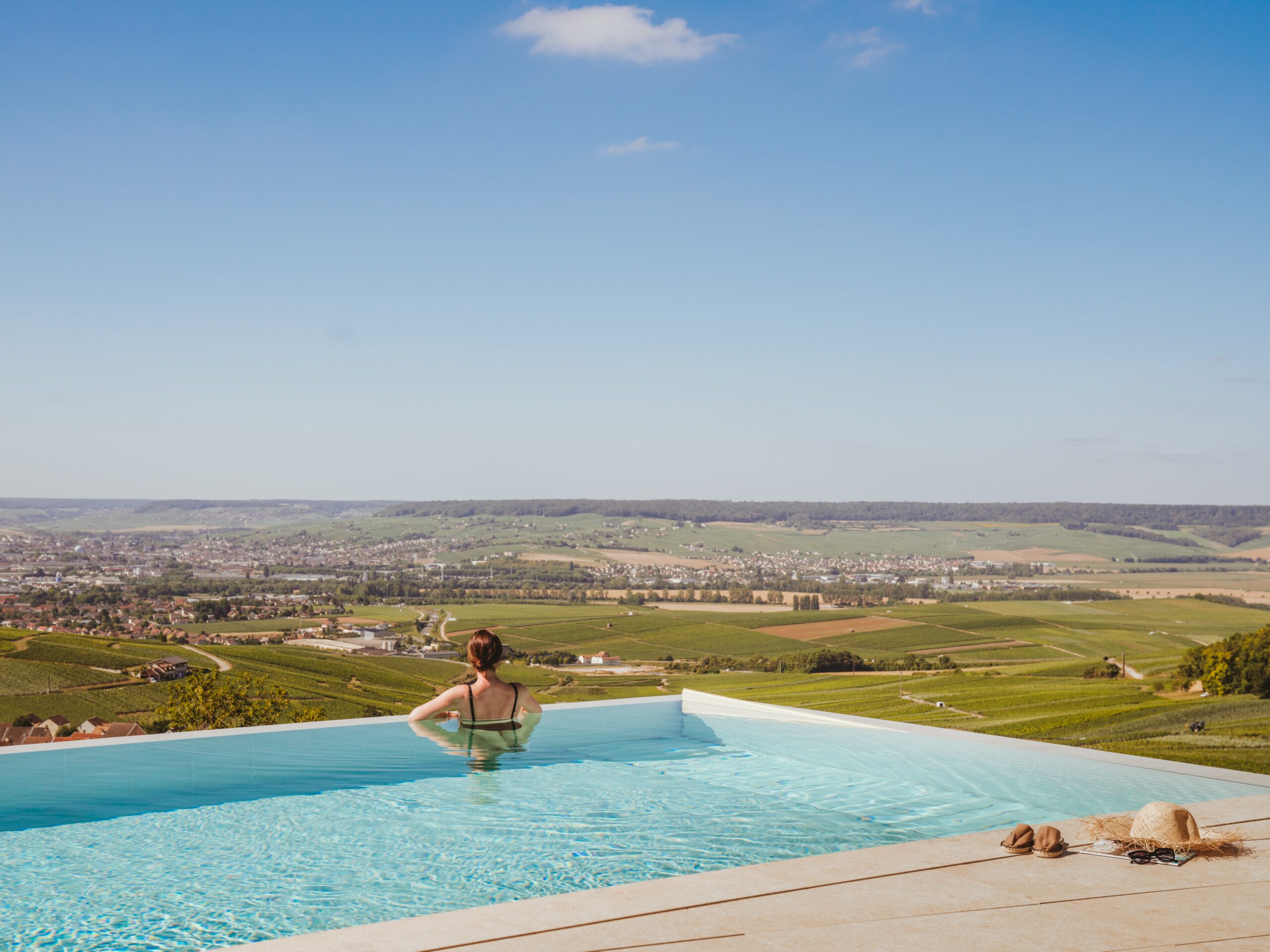 Swiming pool - outdoor