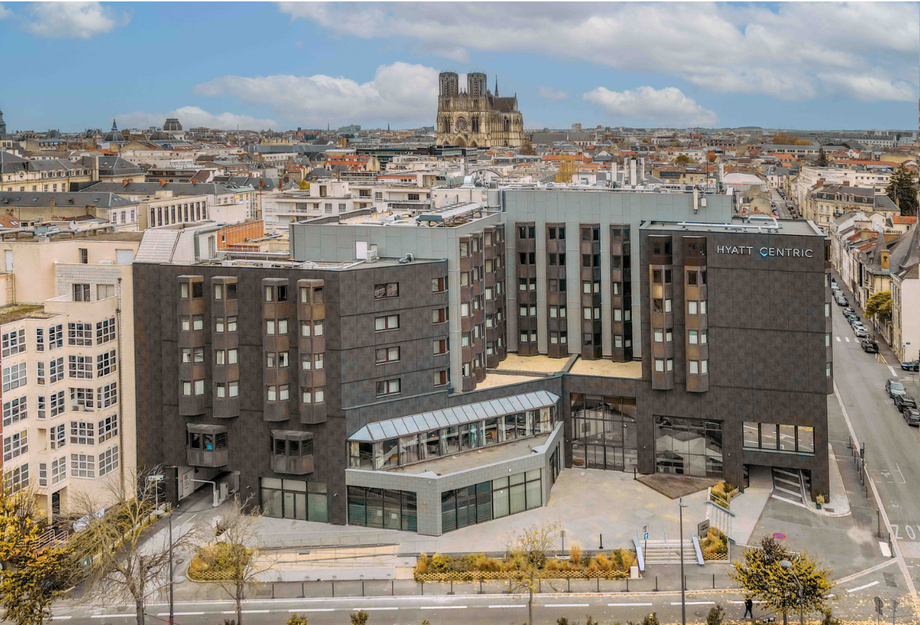https://club-hotelier-reims.com/wp-content/uploads/2026/09/Ext.-Hotel.png